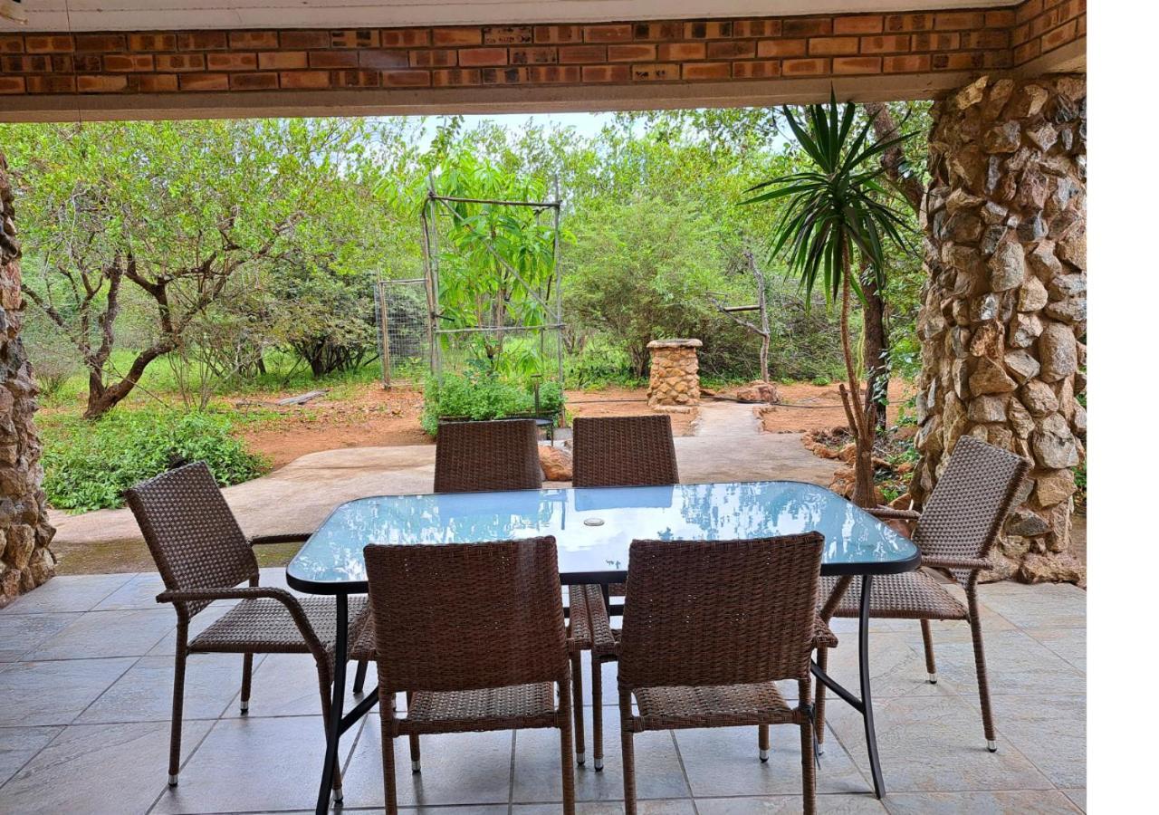 Lion King Villa Marloth Park Bagian luar foto
