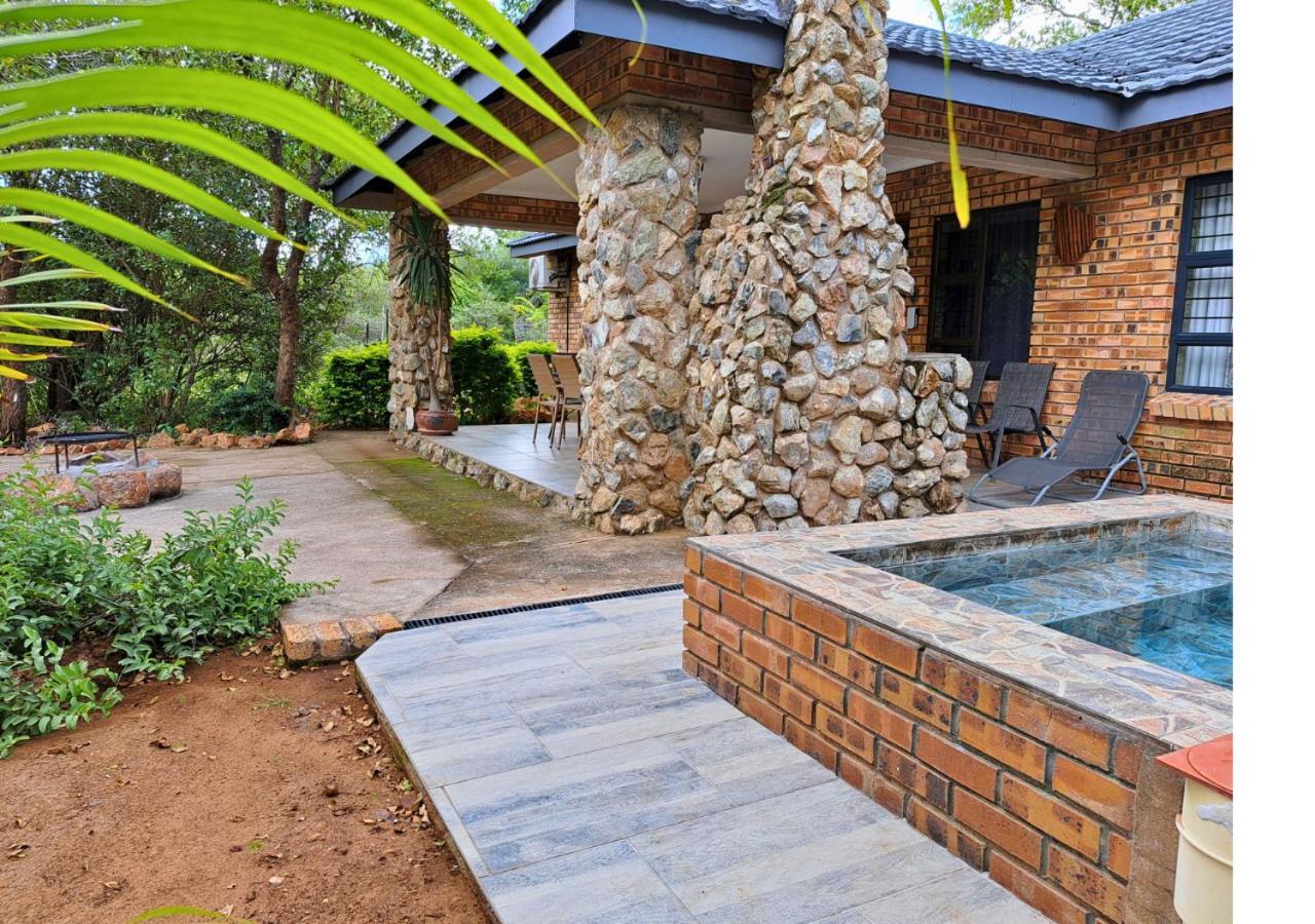 Lion King Villa Marloth Park Bagian luar foto