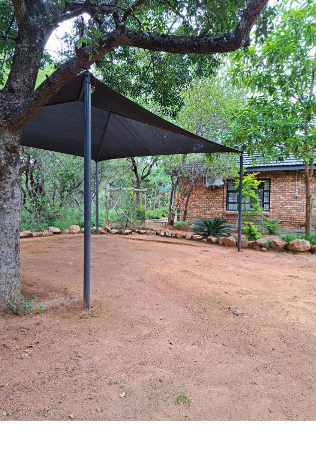 Lion King Villa Marloth Park Bagian luar foto